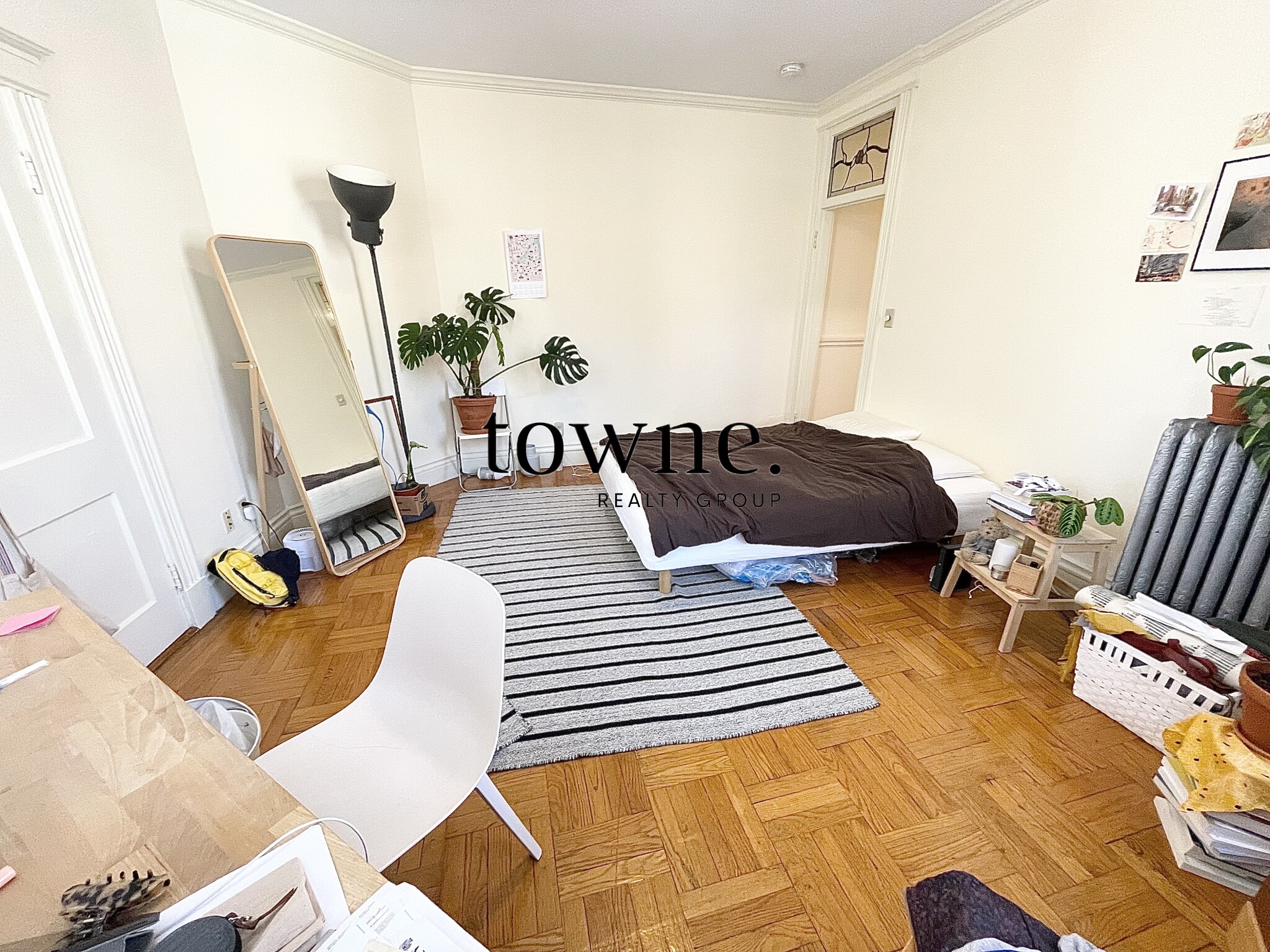 16 Queensberry St, Fenway