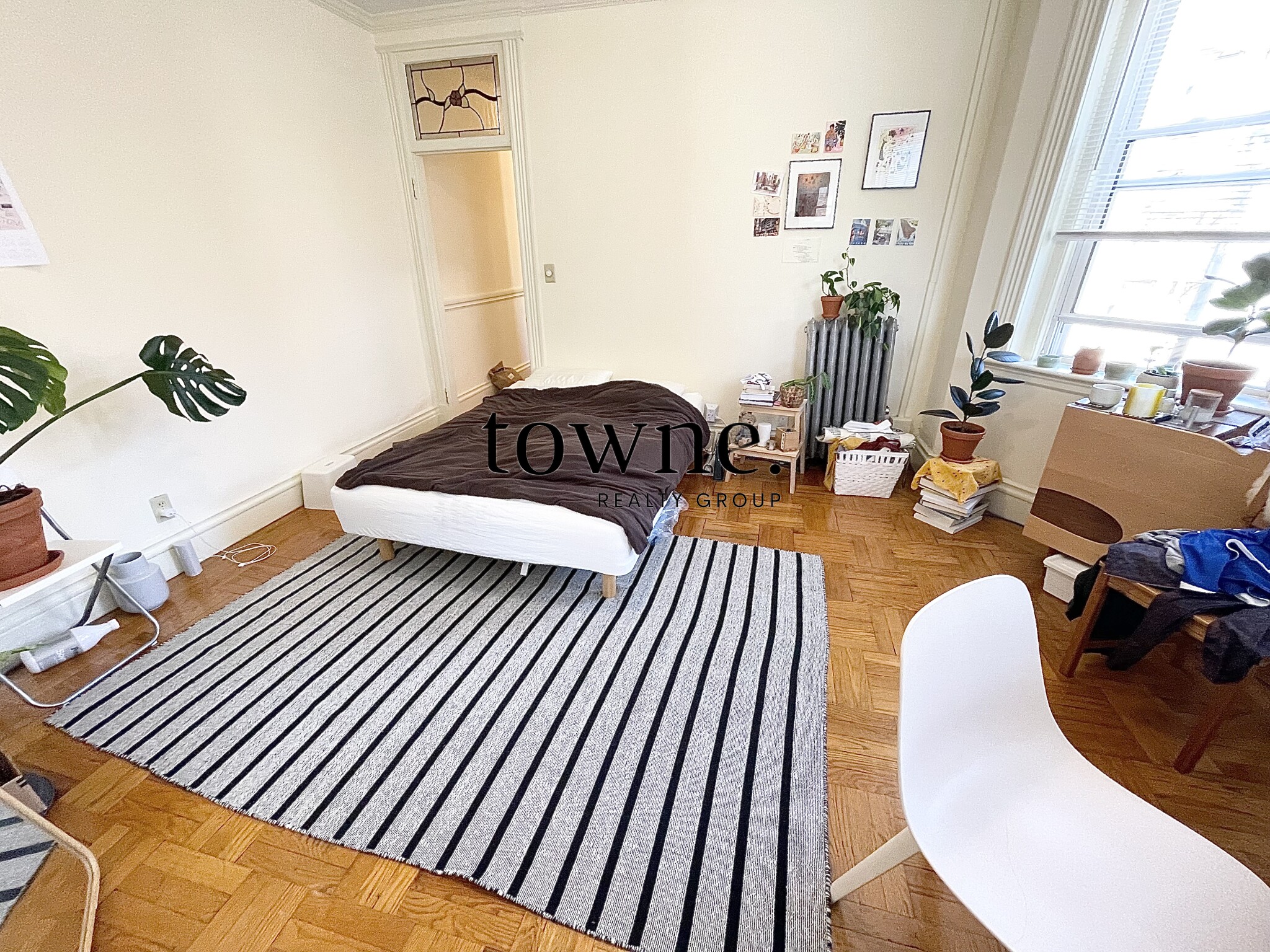 16 Queensberry St, Fenway