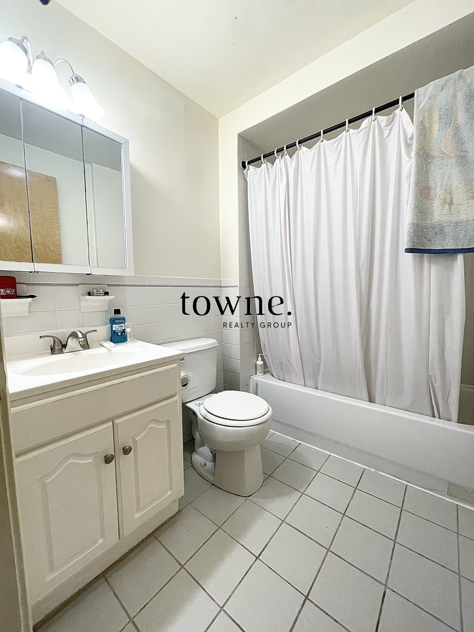 28 Queensberry St, Fenway