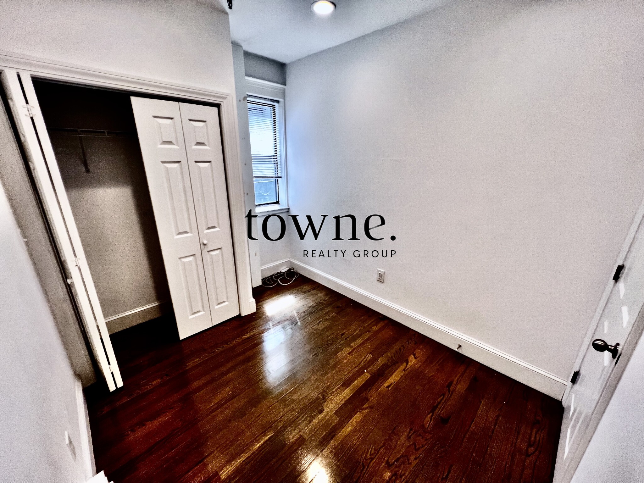 11 Peterborough St, Fenway