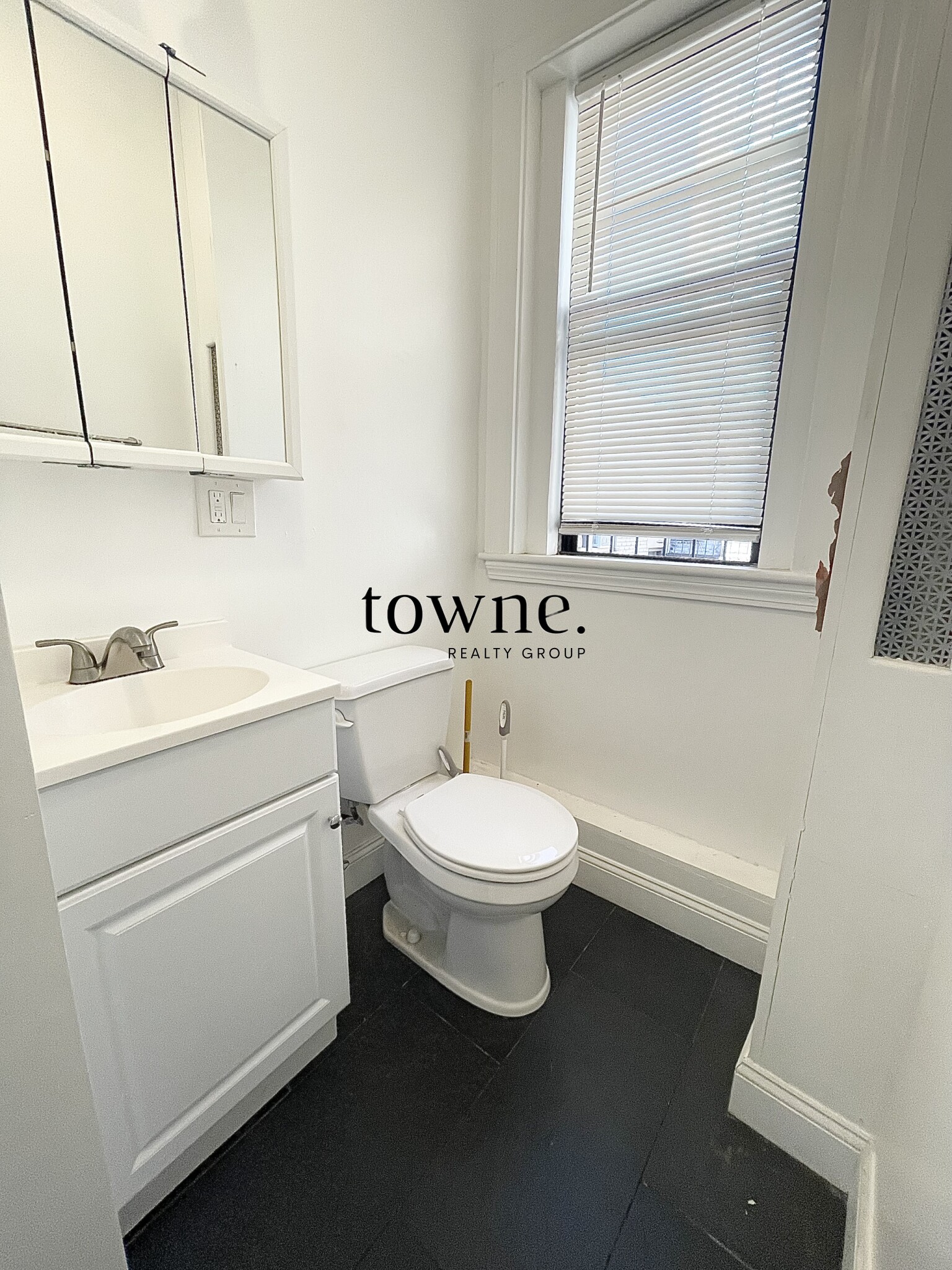 11 Peterborough St, Fenway