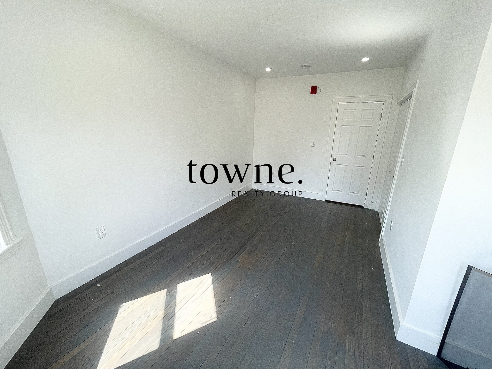 11 Peterborough St, Fenway