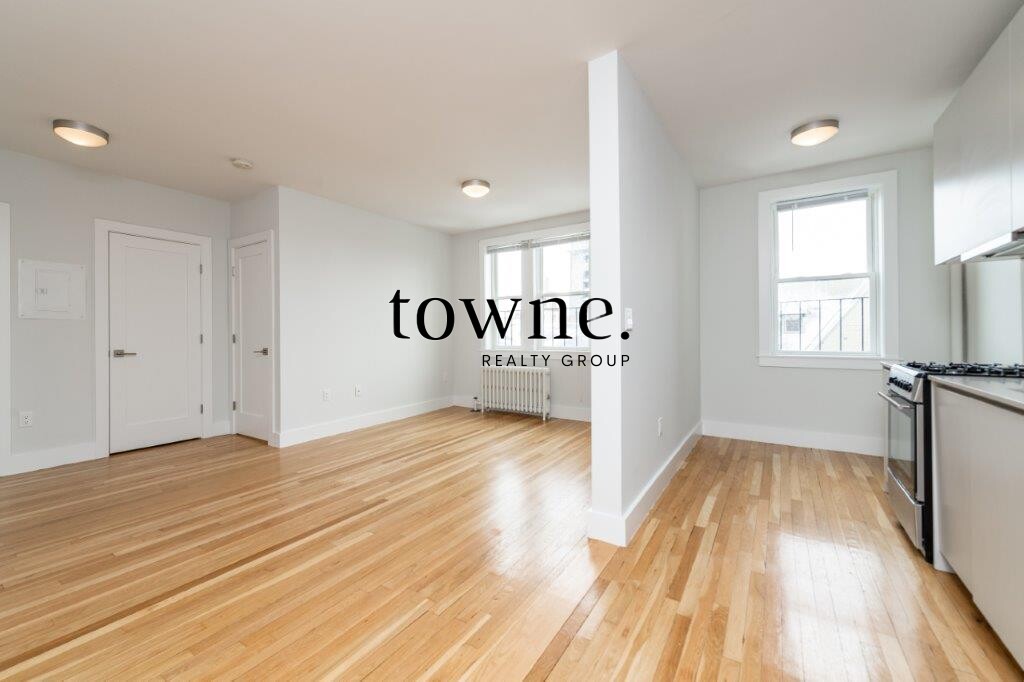 136 Highland Ave, Winter Hill