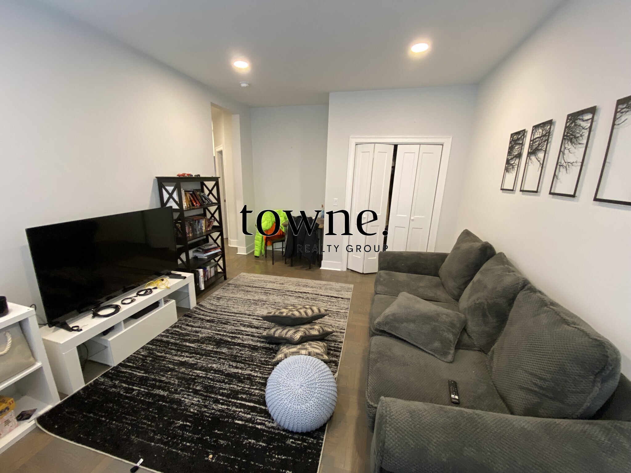 20 Queensberry St, Fenway