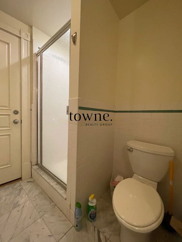 195 Commonwealth Ave, Back Bay