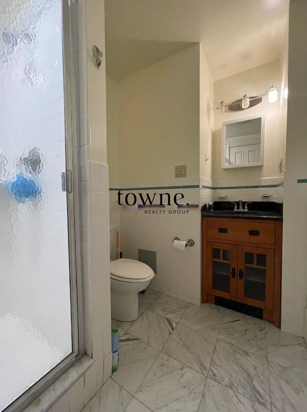 195 Commonwealth Ave, Back Bay