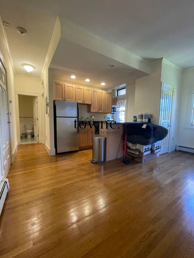 195 Commonwealth Ave, Back Bay