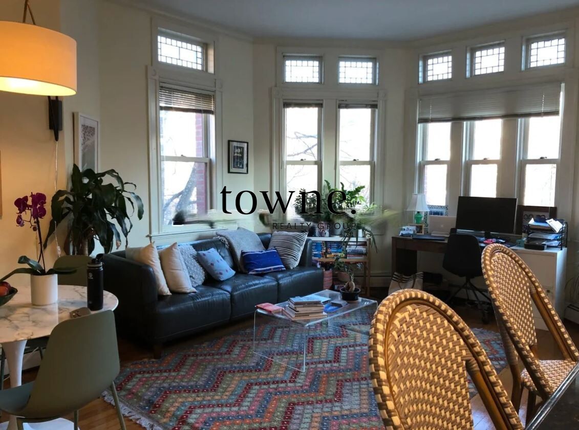 195 Commonwealth Ave, Back Bay