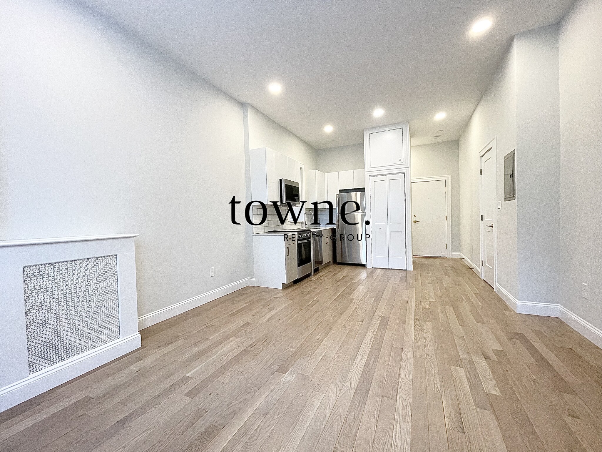 98 Queensberry St, Fenway