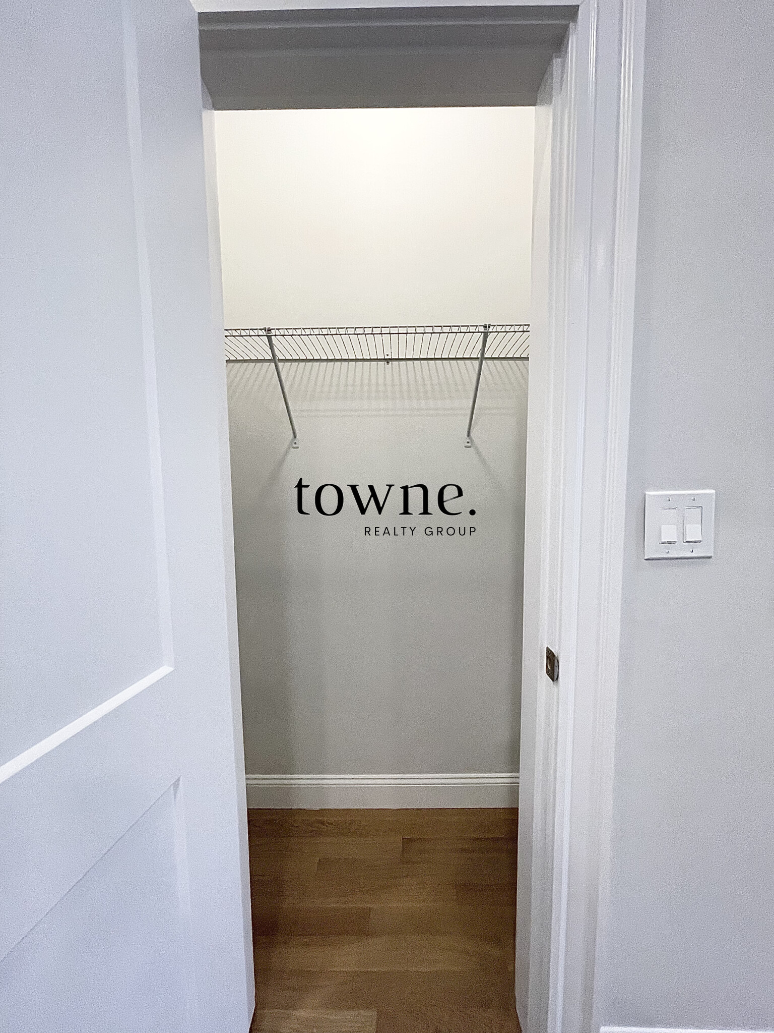 98 Queensberry St, Fenway