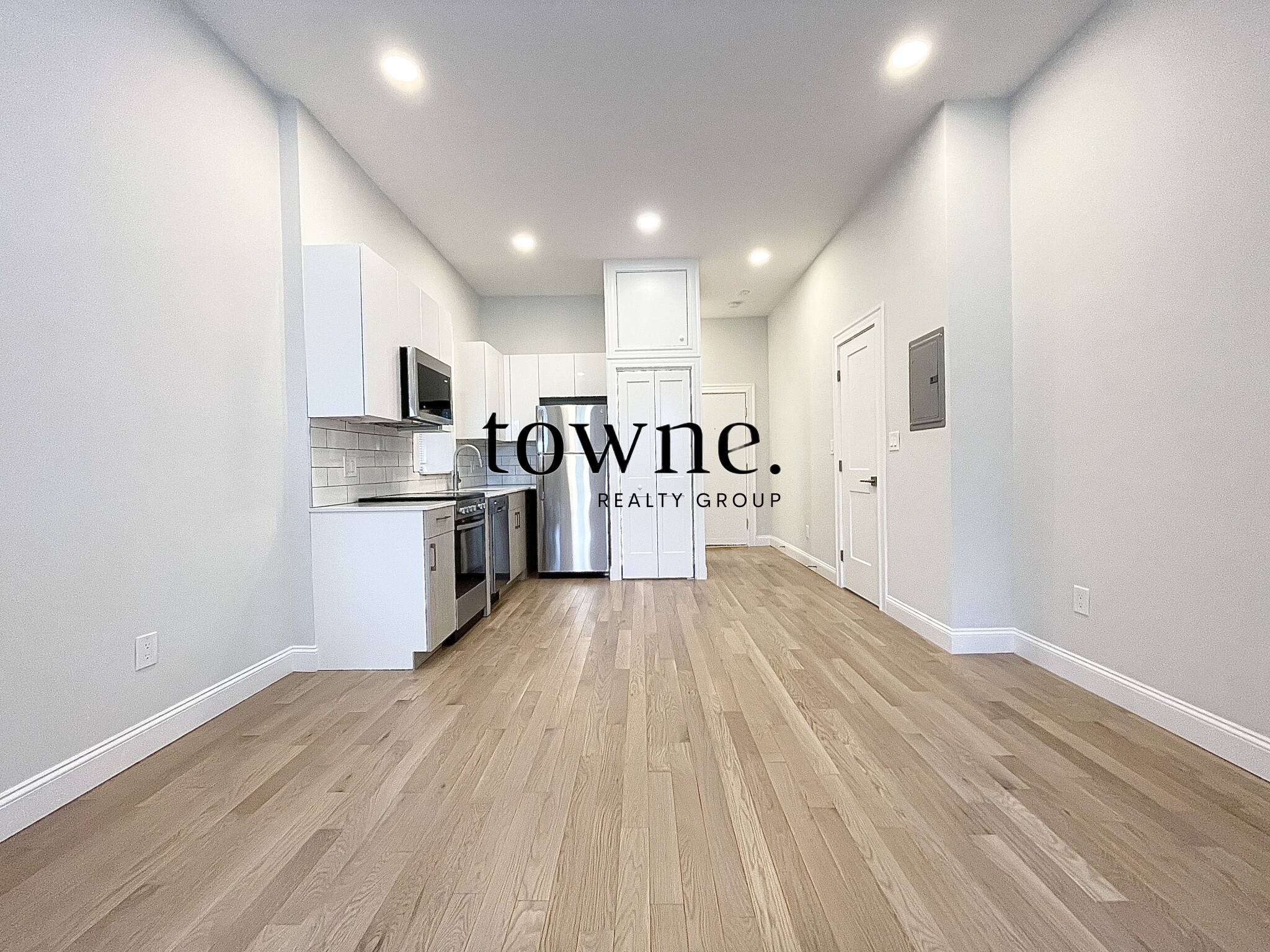 98 Queensberry St, Fenway