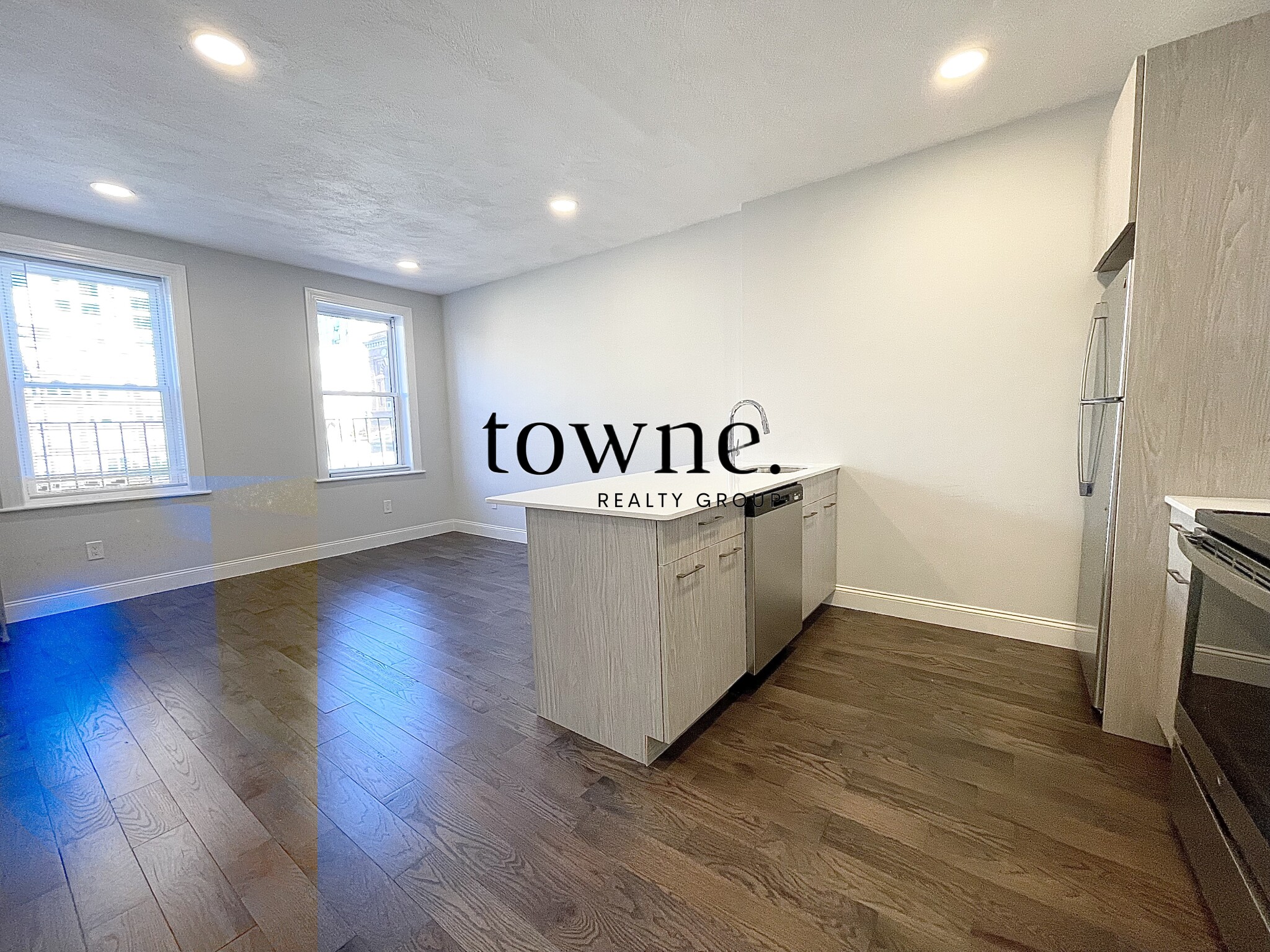 55 Queensberry St, Fenway