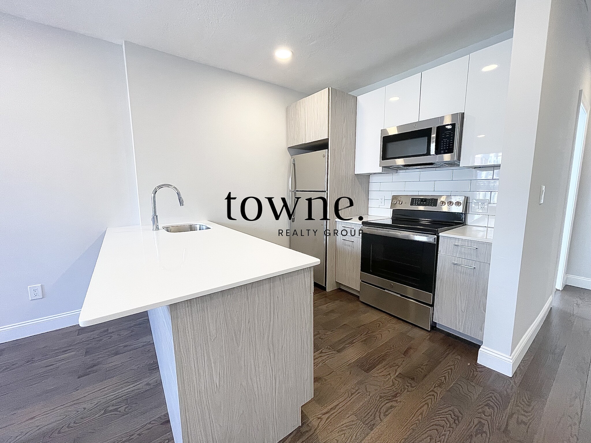 55 Queensberry St, Fenway