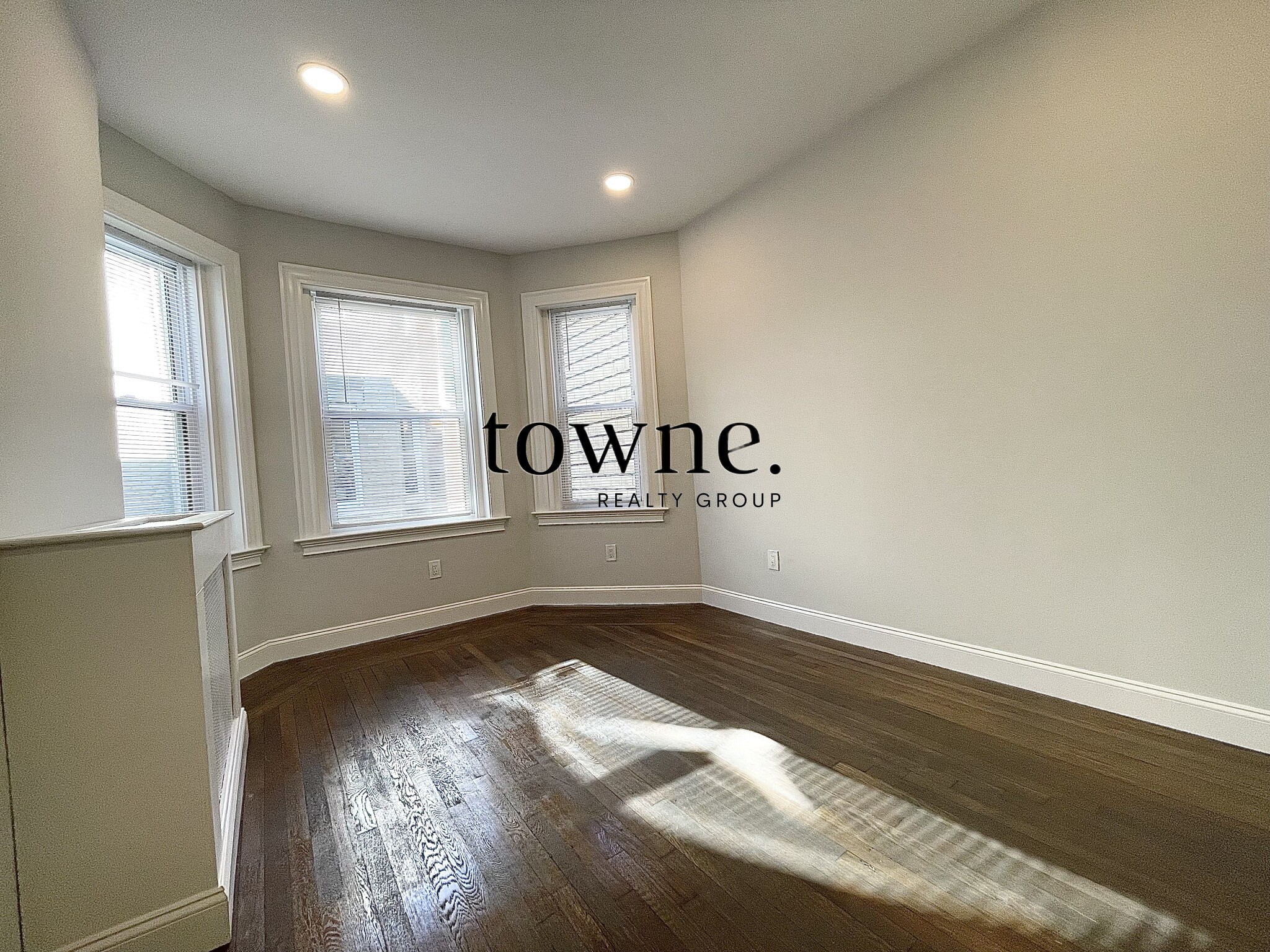 112 Jersey St, Fenway