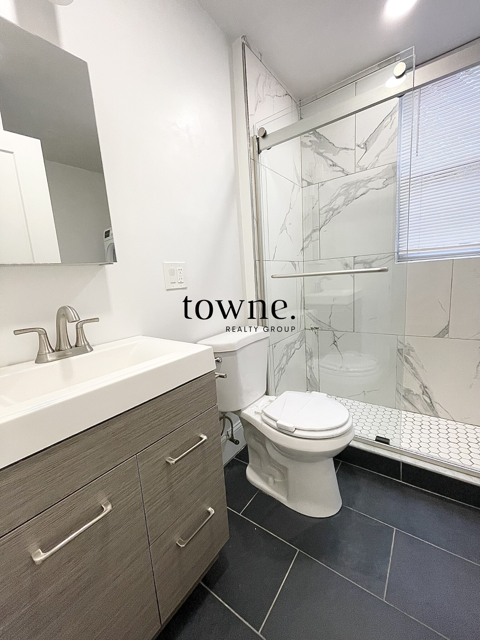 124 Peterborough St, Fenway