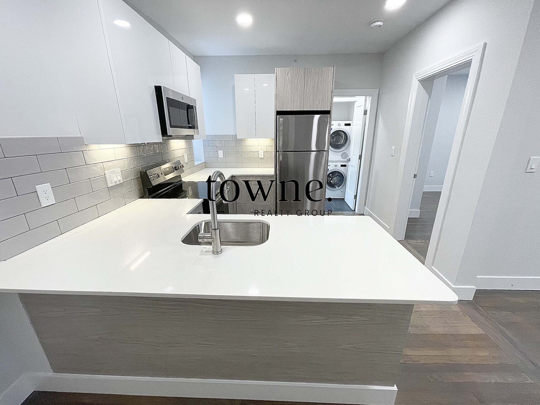 11 Peterborough St, Fenway