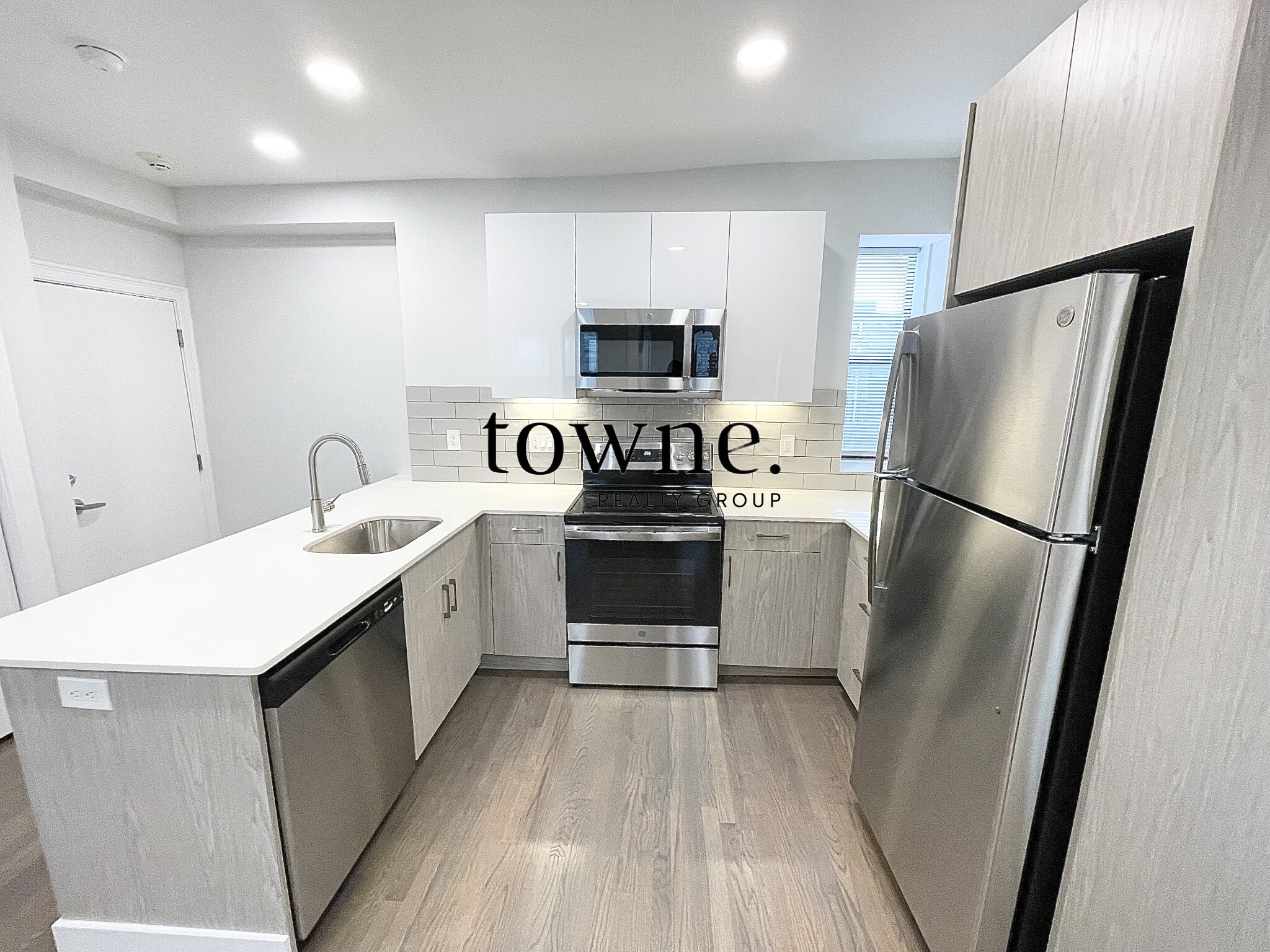 11 Peterborough St, Fenway