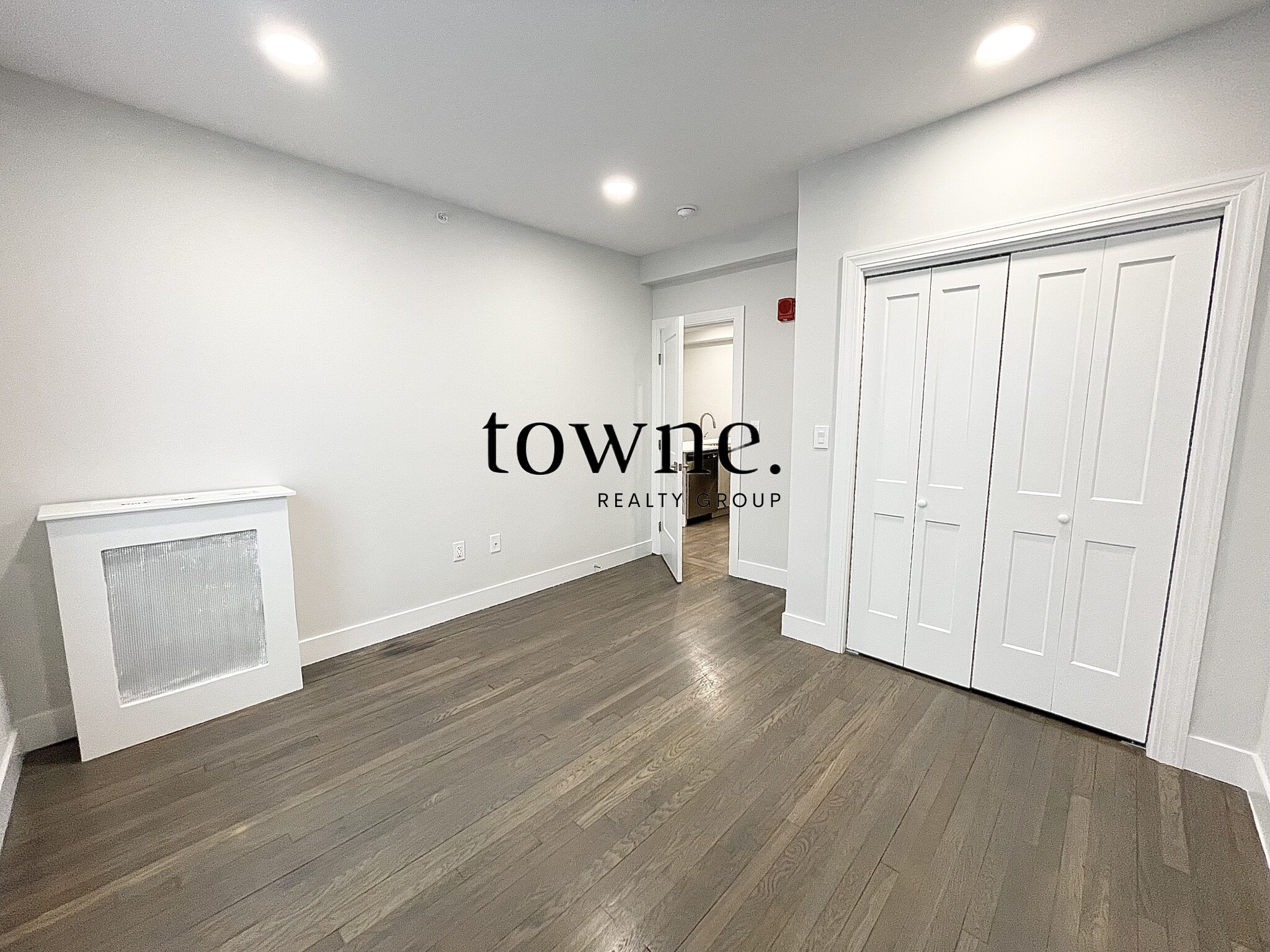 11 Peterborough St, Fenway