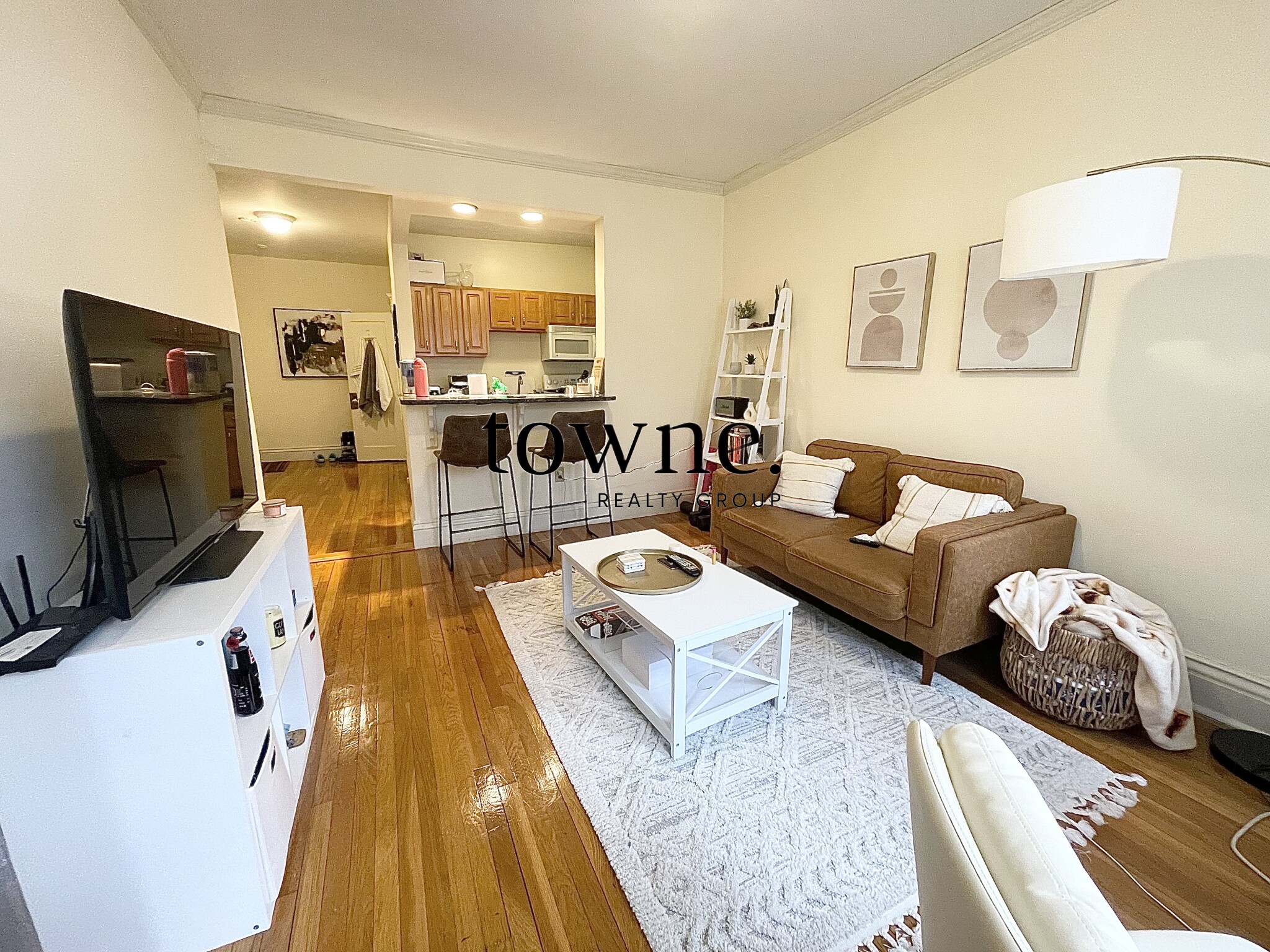 104 Queensberry St, Fenway