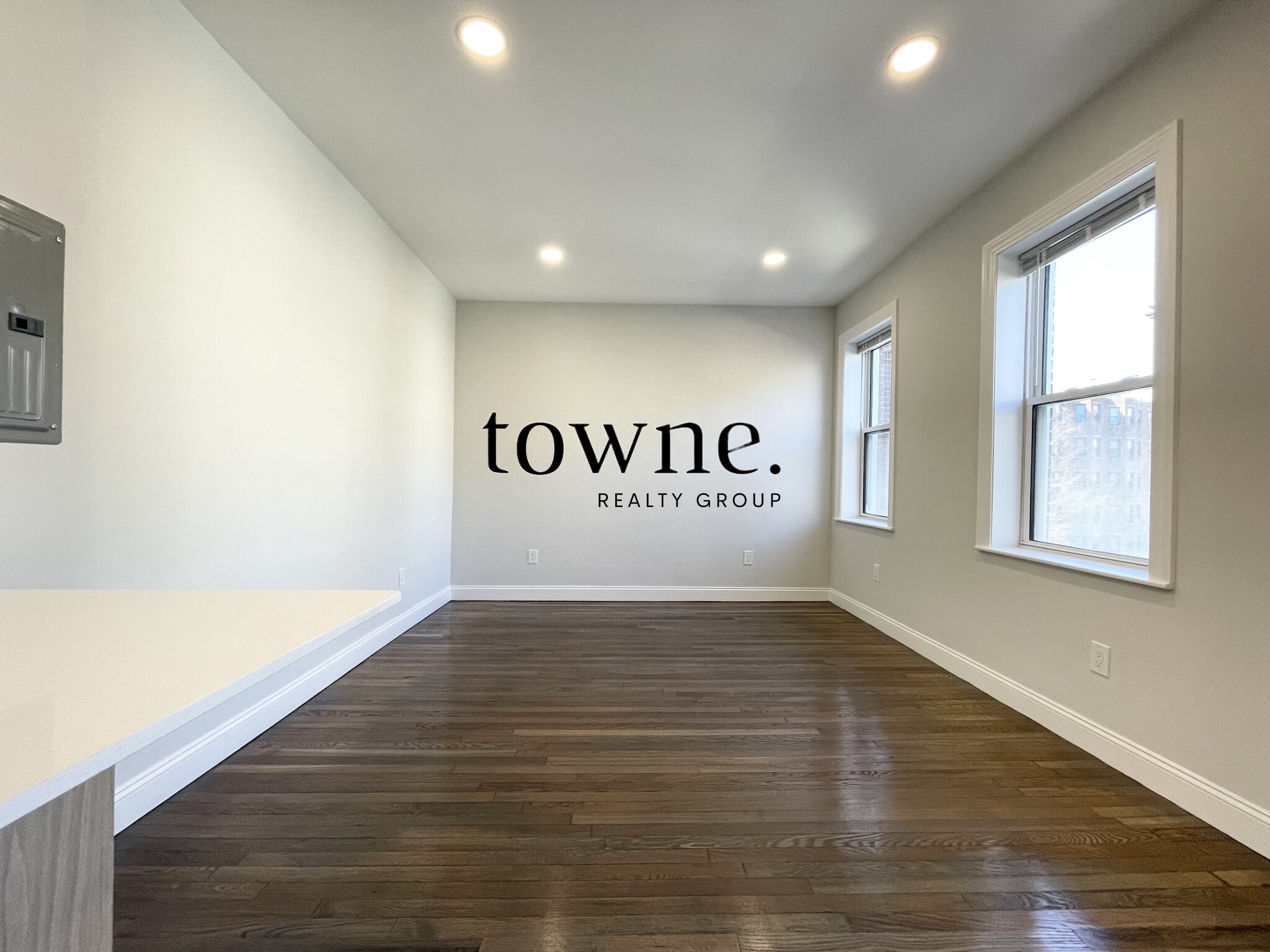 106 Queensberry St, Fenway