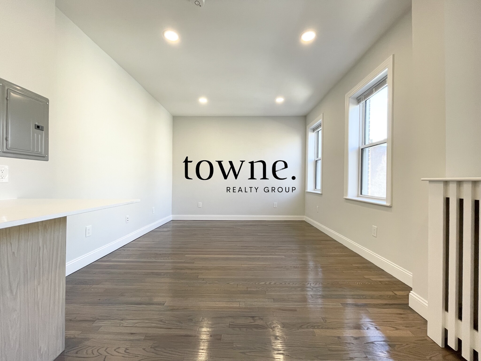 106 Queensberry St, Fenway