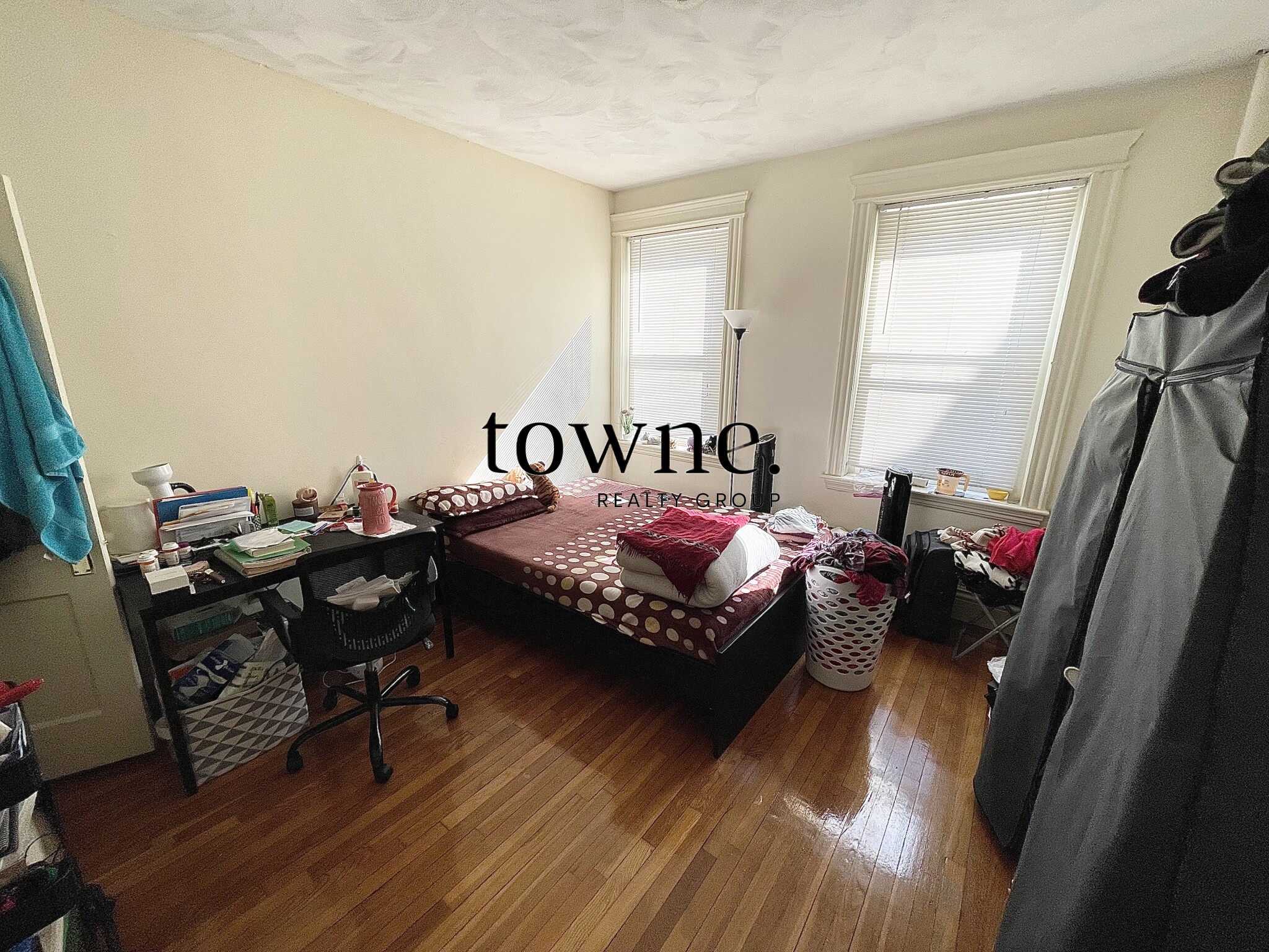 109 Queensberry St, Fenway