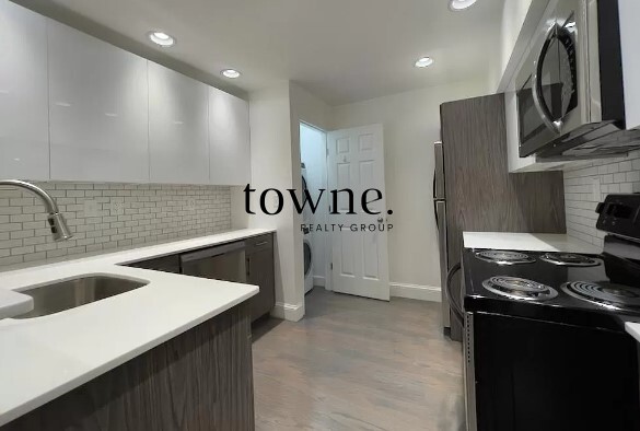 127 Saint Botolph St, Back Bay