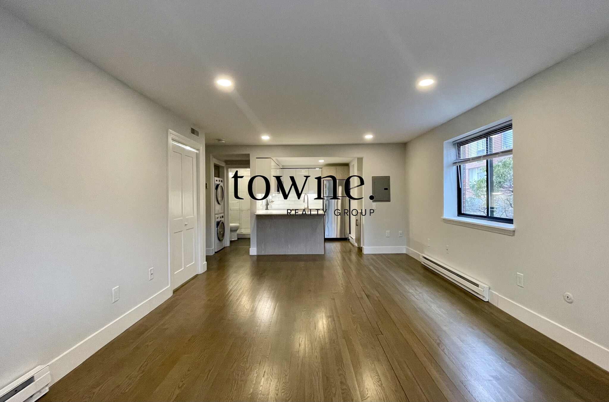 320 Hammond Pond Pkwa, Chestnut Hill