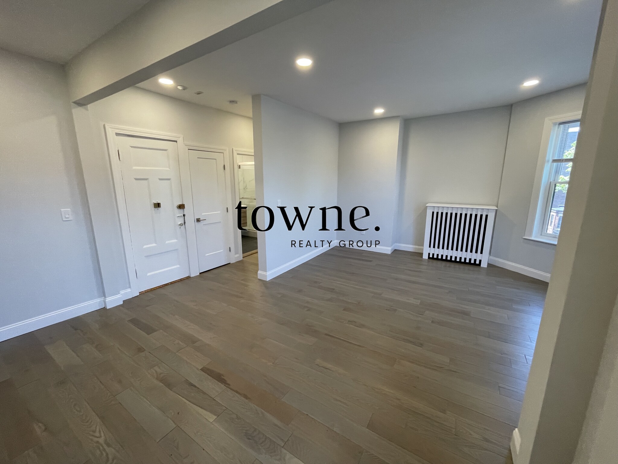 379 Commonwealth Ave, Back Bay