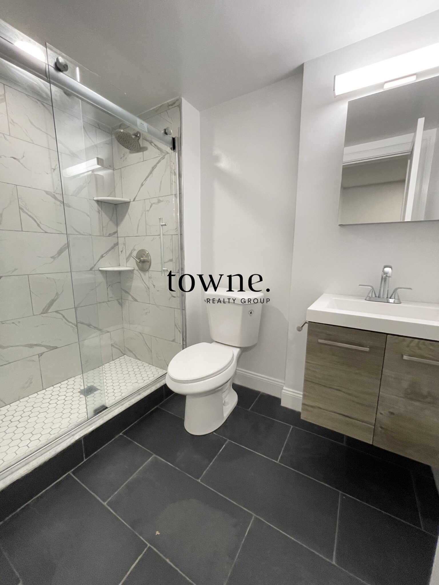 36 Queensberry St, Fenway