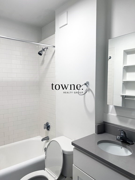 2 Joy St, Beacon Hill