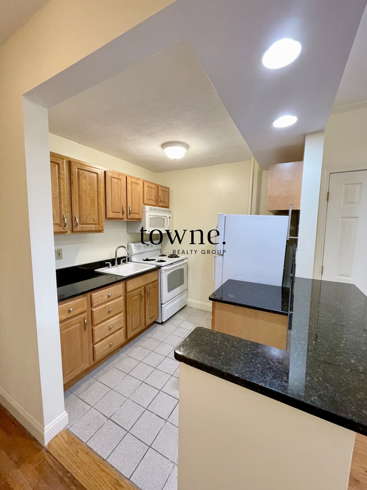 51 Queensberry St, Fenway