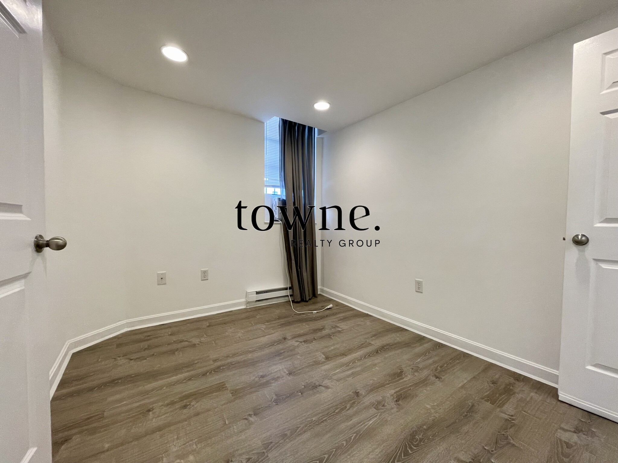 105 Queensberry St, Fenway