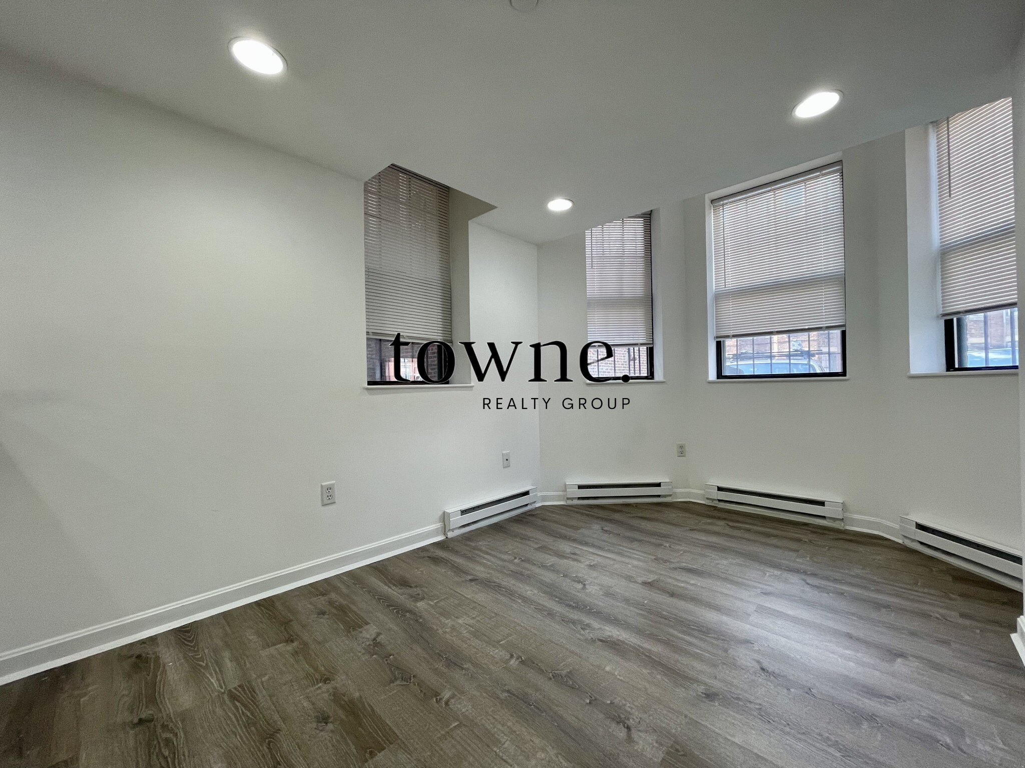 105 Queensberry St, Fenway