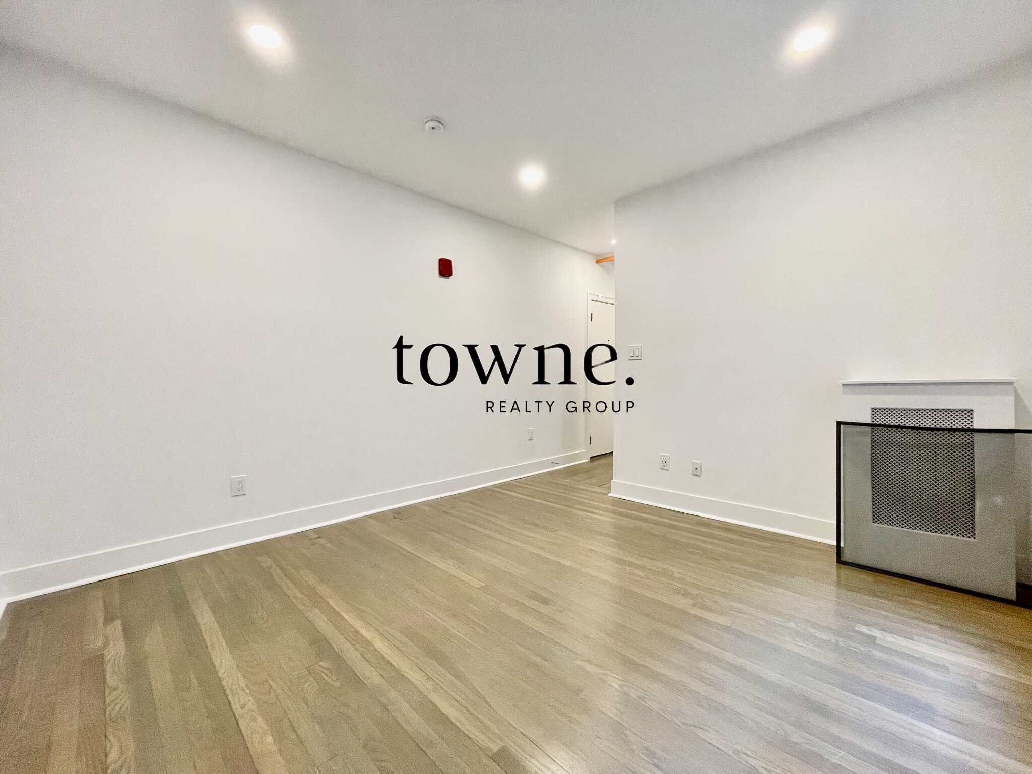 11 Peterborough St, Fenway