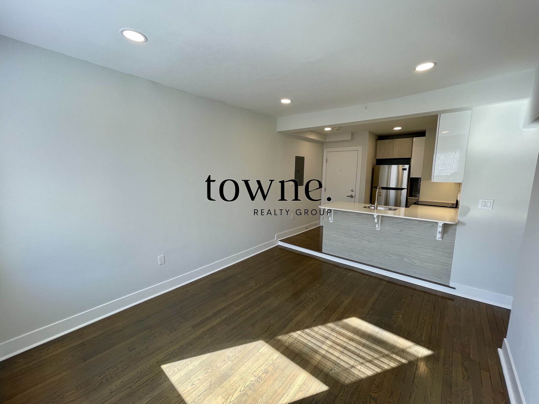 19 Peterborough St, Fenway