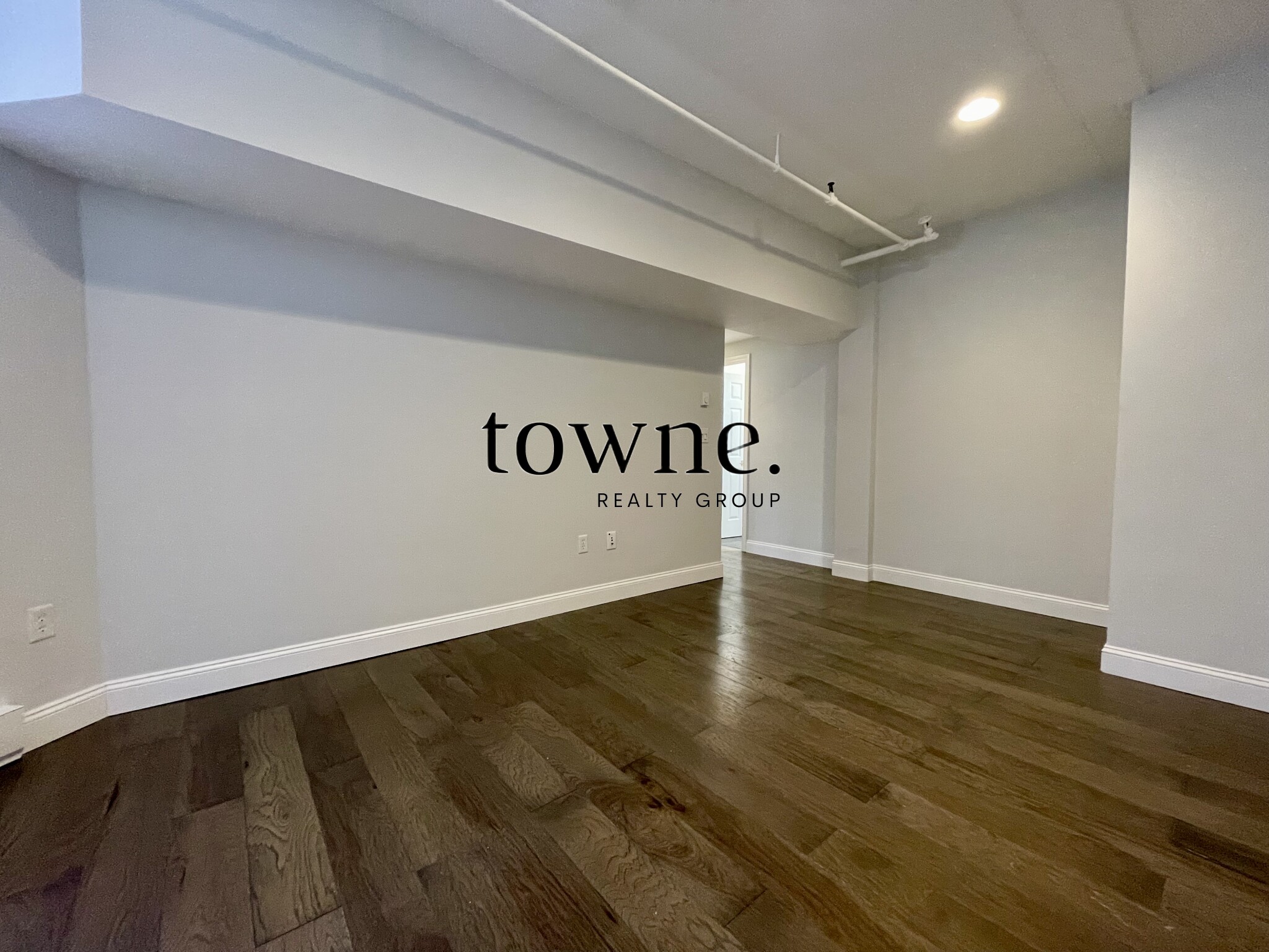 107 Queensberry St, Fenway