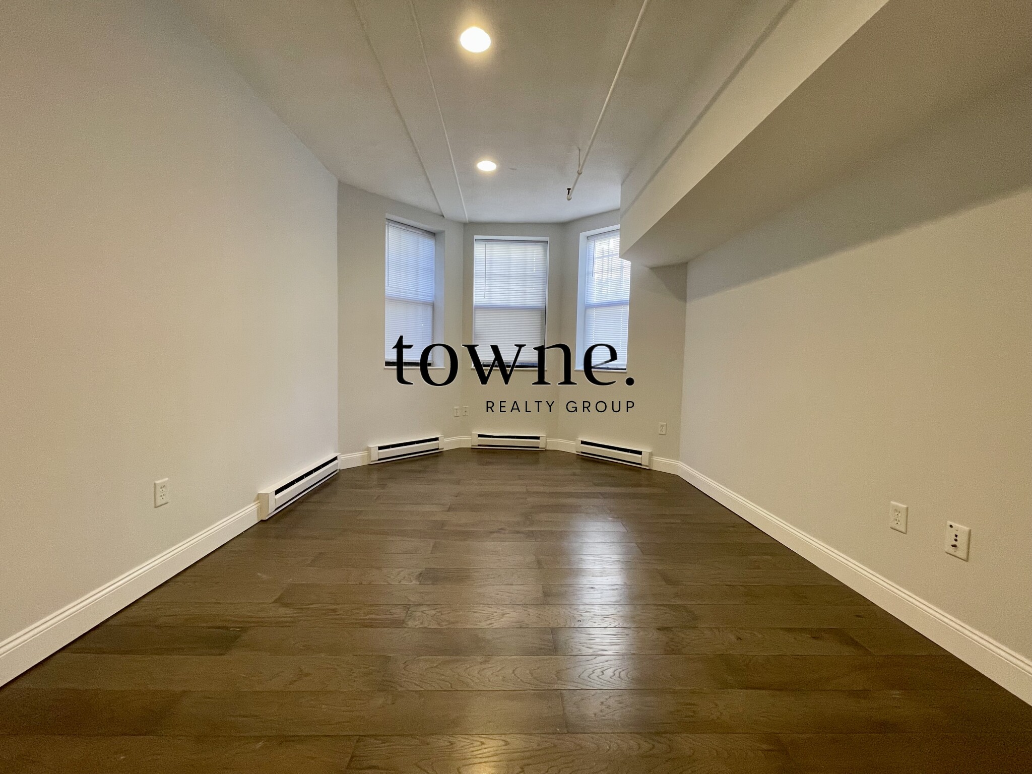 107 Queensberry St, Fenway