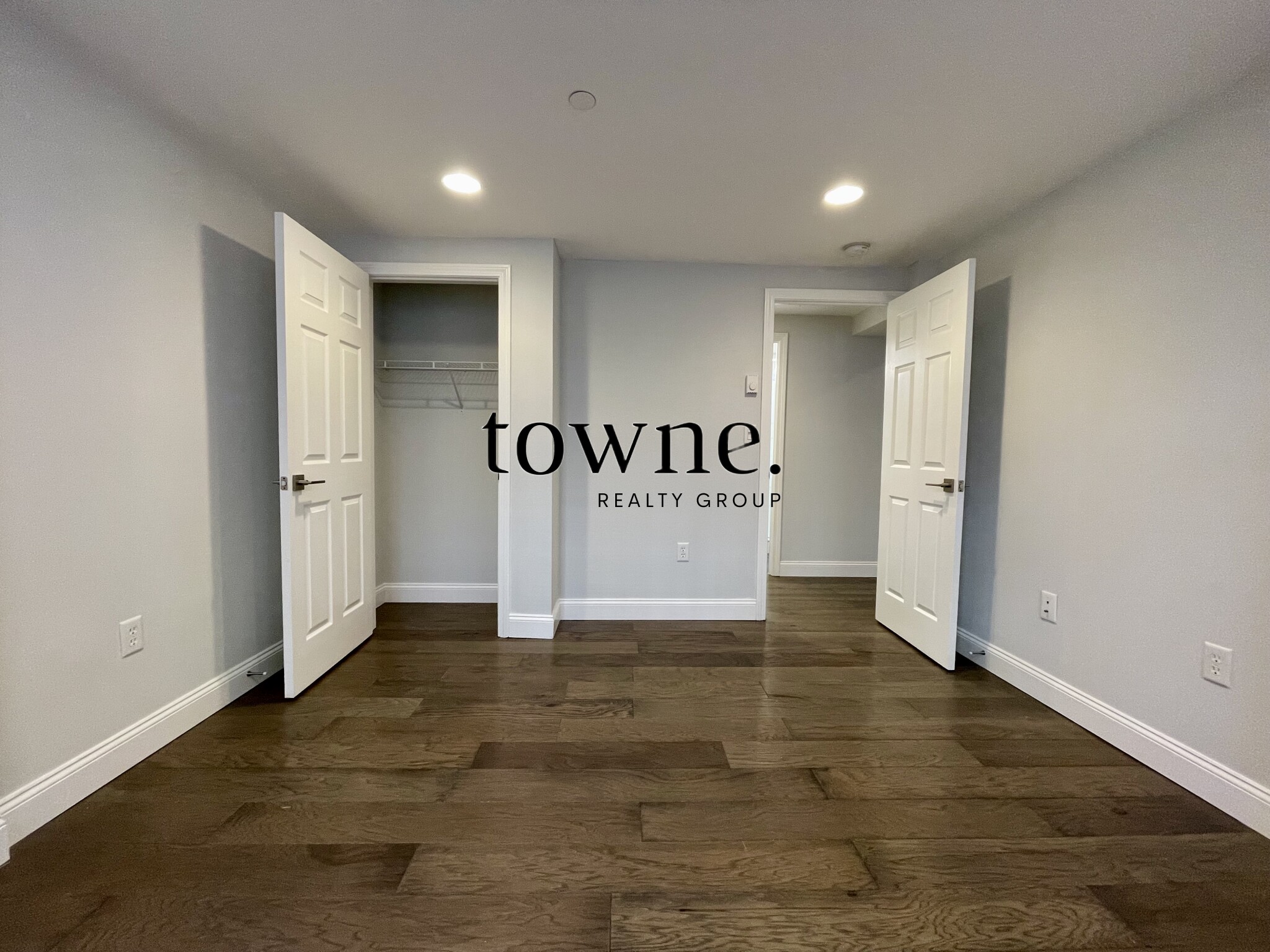 107 Queensberry St, Fenway