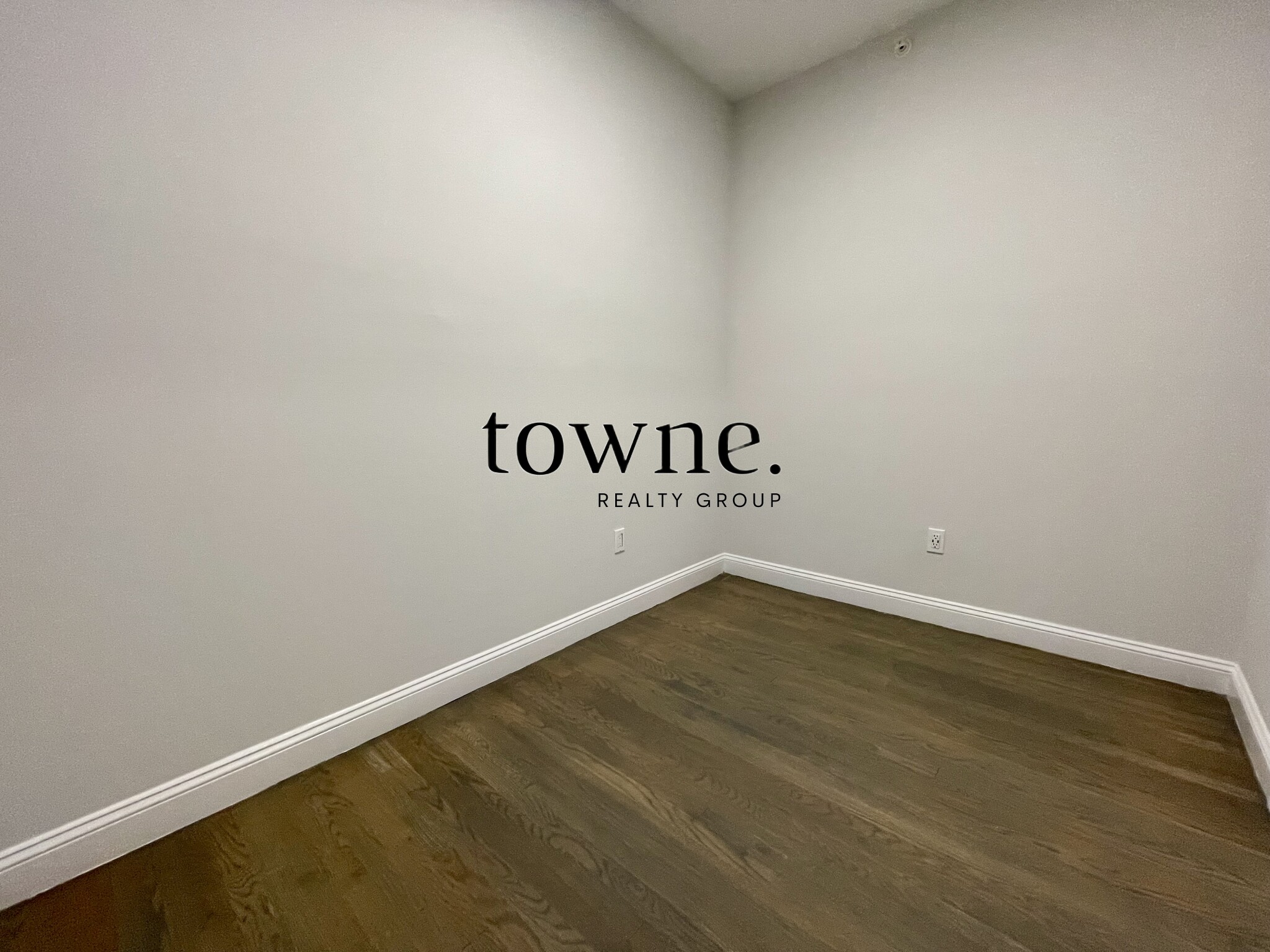 19 Peterborough St, Fenway