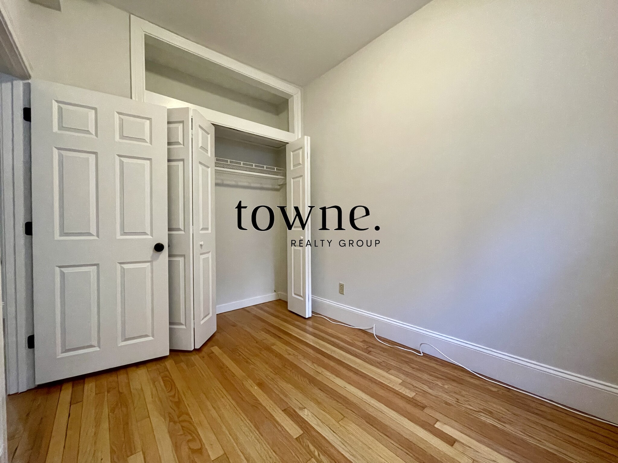 88 West Cedar St, Beacon Hill