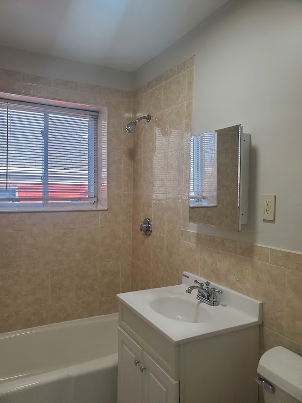 700 Cummins Hwy, Mattapan