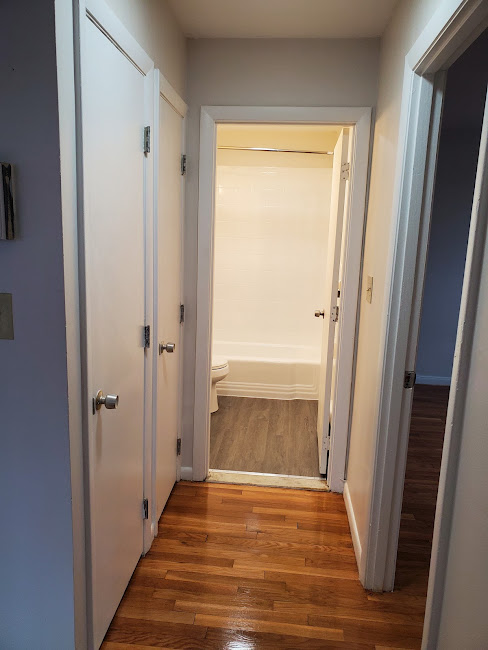 572 Cummins Hwy, Mattapan