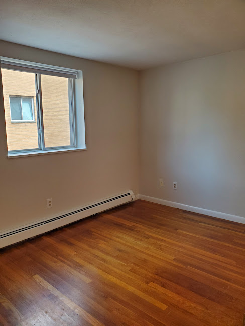 580 Cummins Hwy, Roxbury