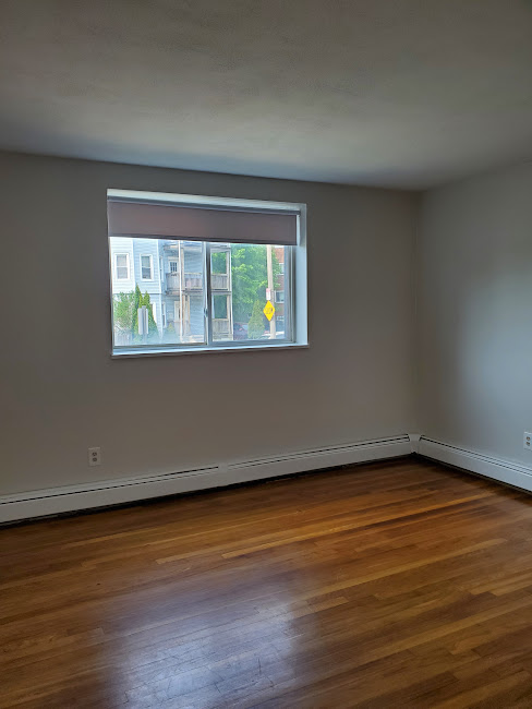 580 Cummins Hwy, Roxbury