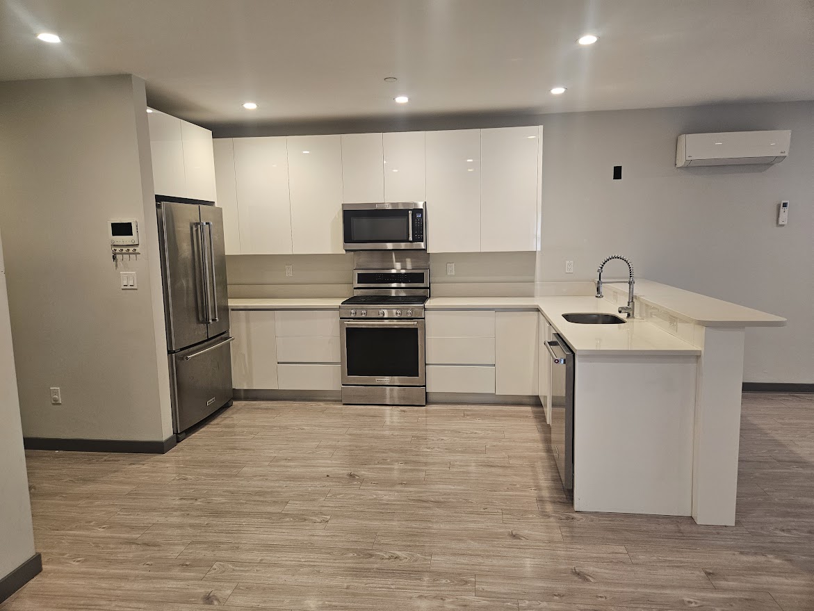 Photos of apartment on Newbury,Quincy MA 02171