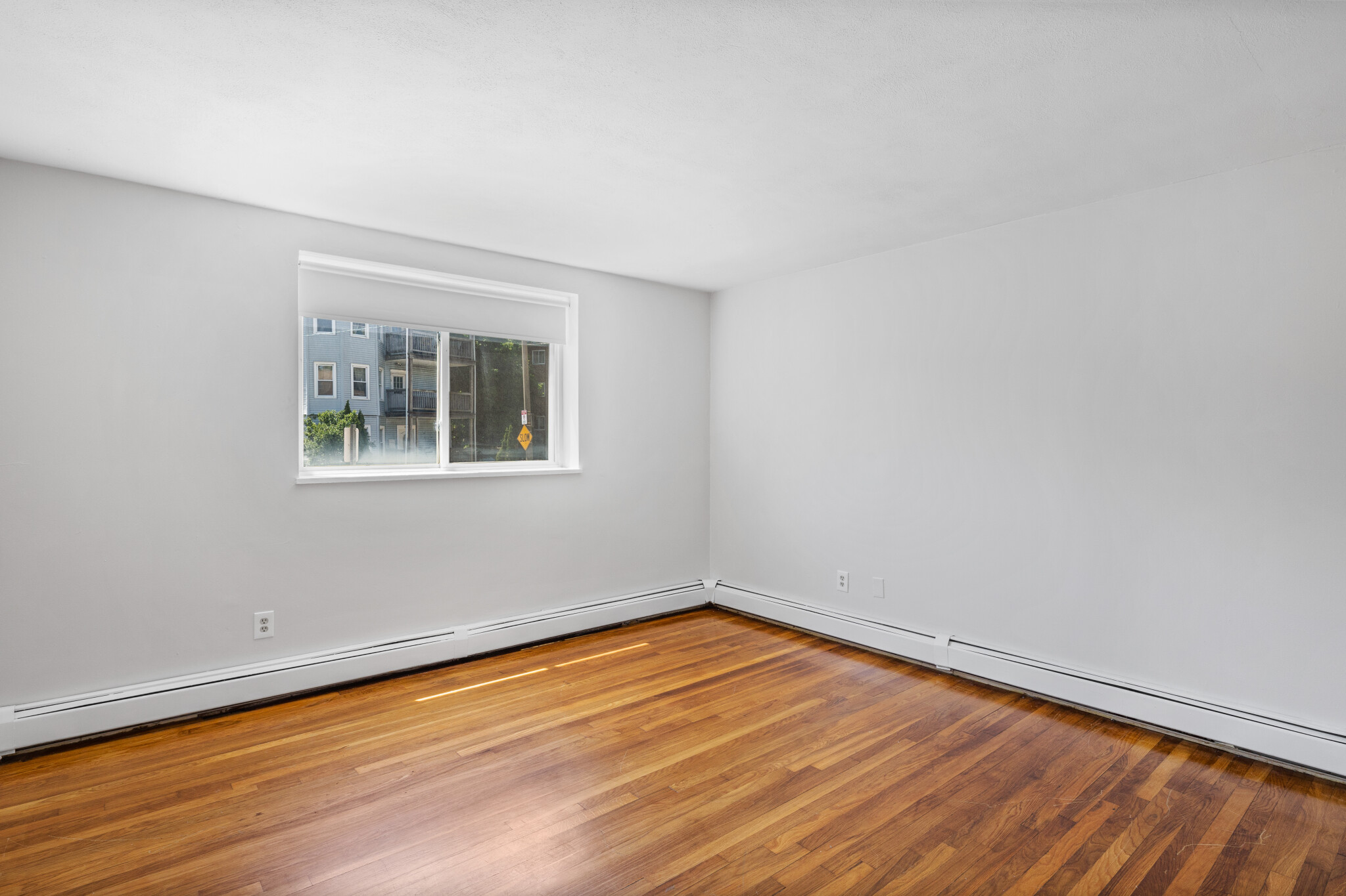 580 Cummins Hwy, Mattapan