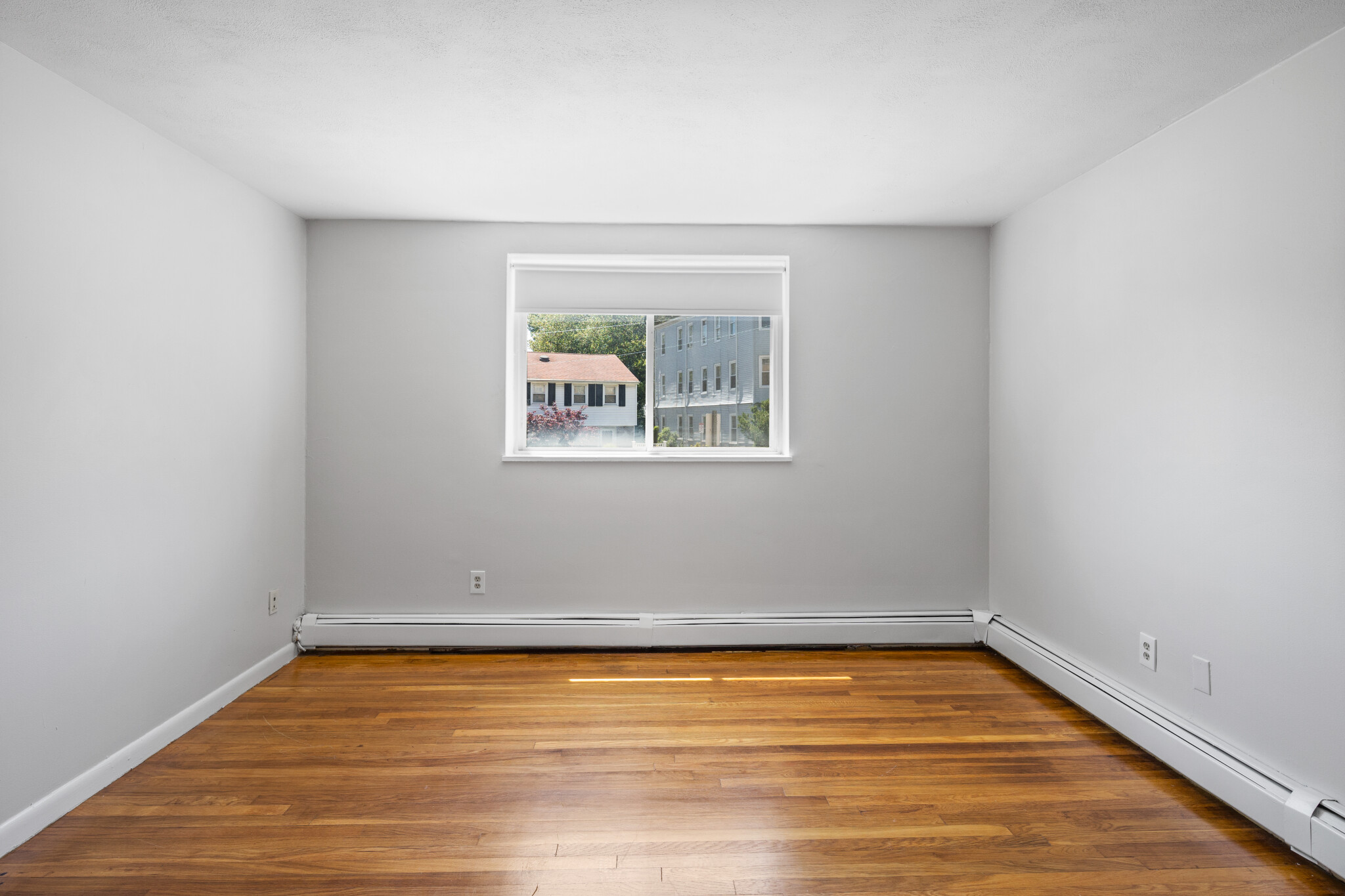 580 Cummins Hwy, Mattapan