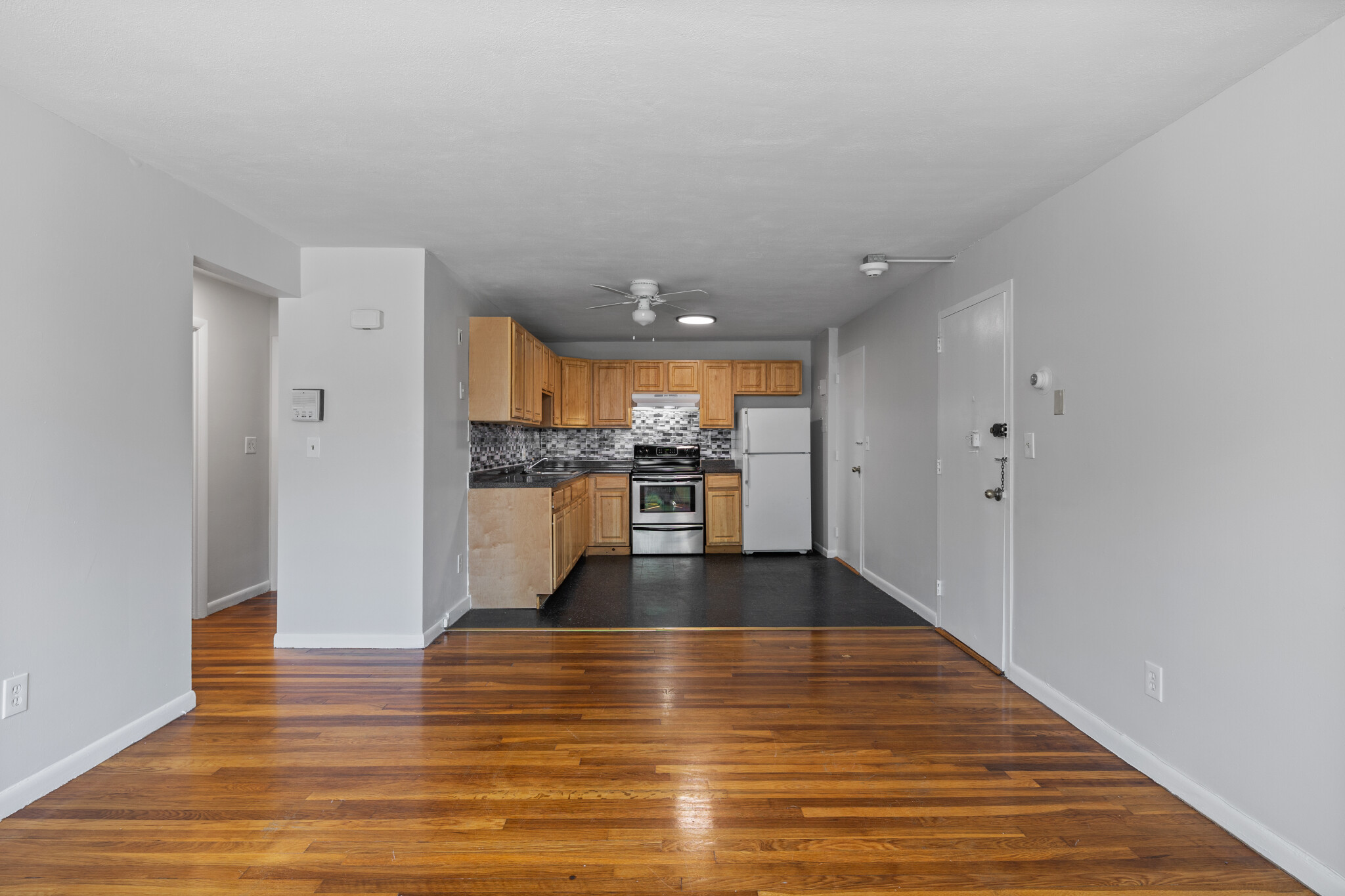 580 Cummins Hwy, Mattapan