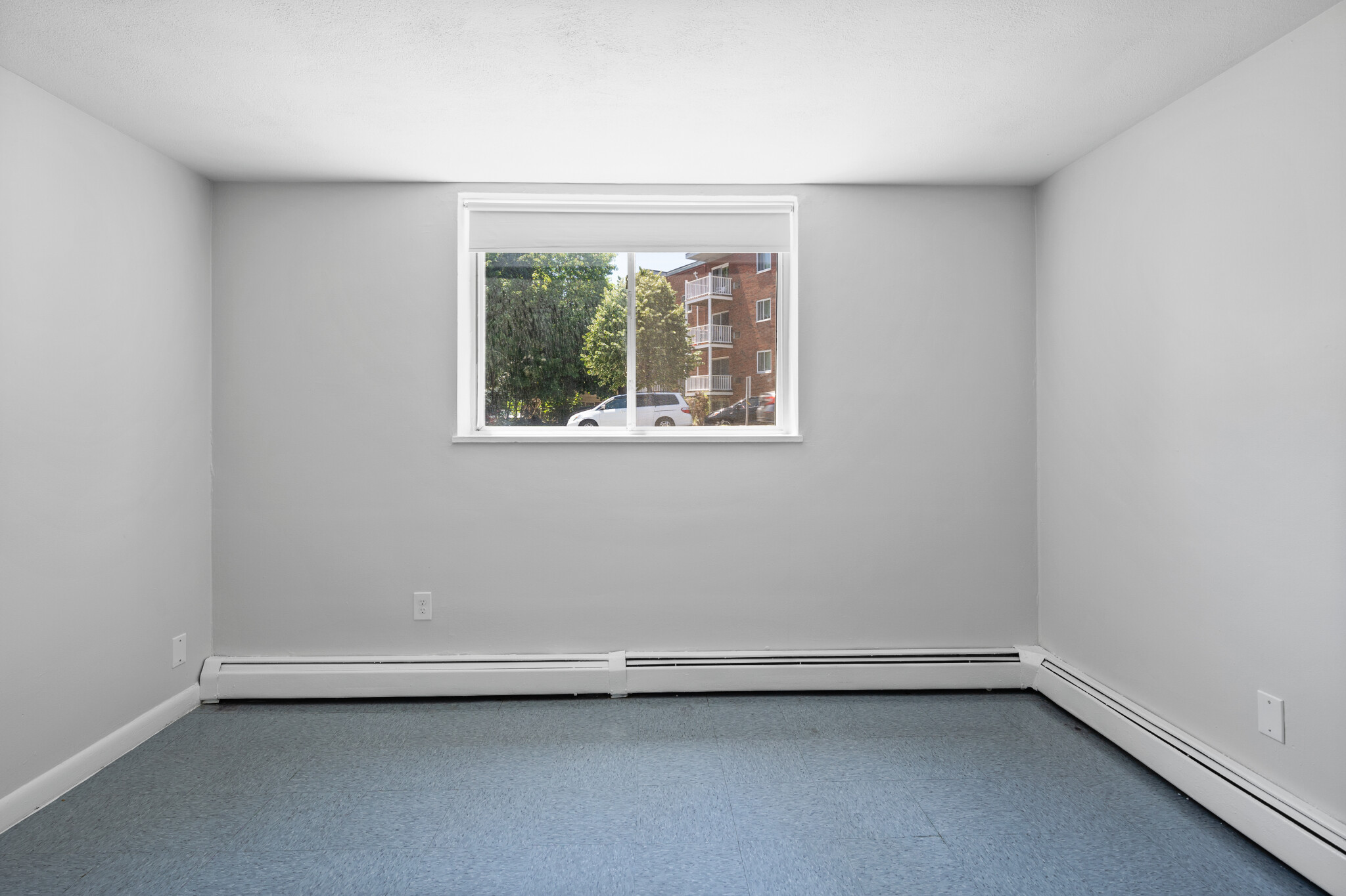 700 Cummins Hwy, Mattapan